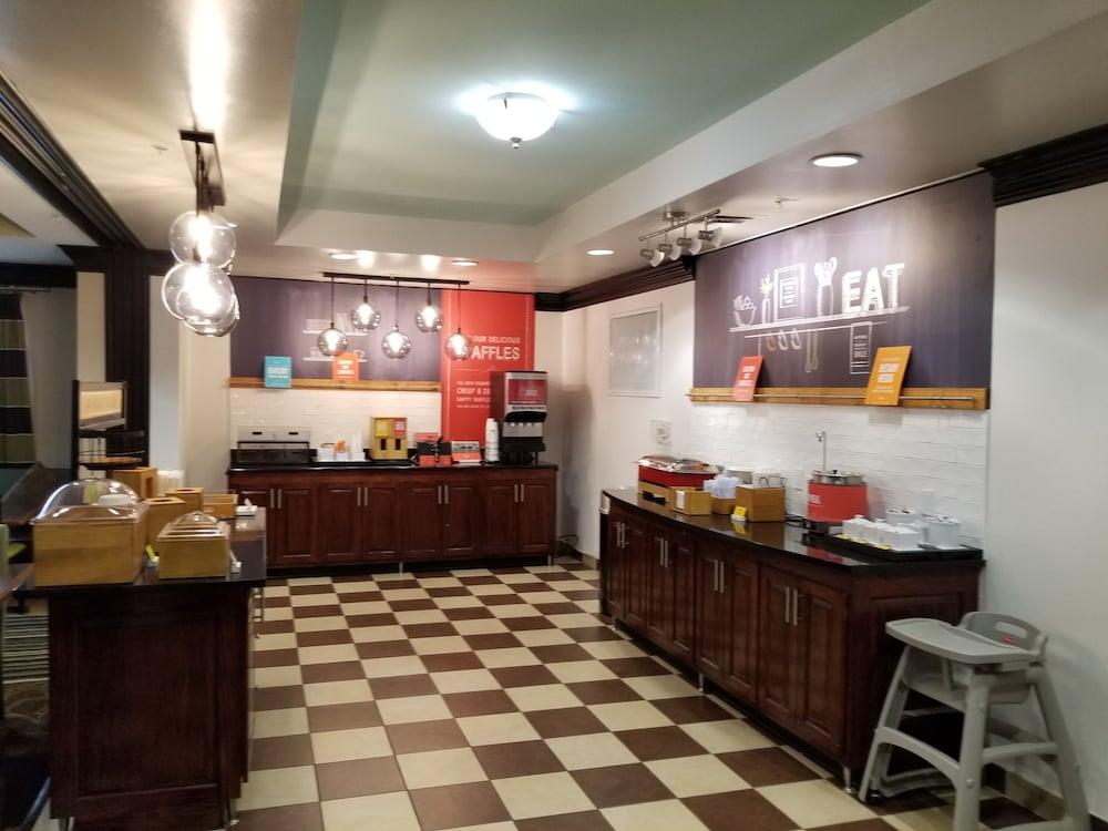 Hampton Inn - Monticello Экстерьер фото